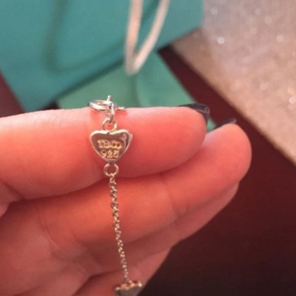 WOW!! LIKE NEW! Tiffany and Co Stunning Sterling Silver Heart Lariat Nec… - Picture 4 of 5